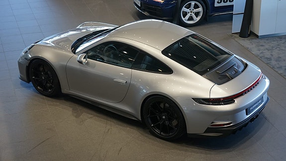 Porsche 911 3 of 6