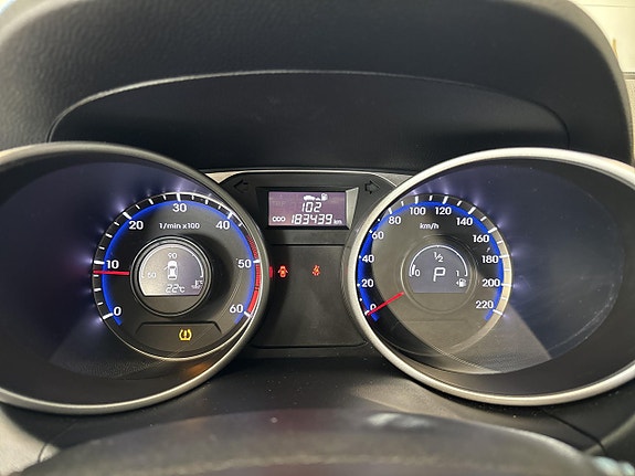 Hyundai ix35 13 of 23