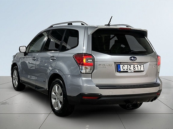 Subaru Forester 5 of 24