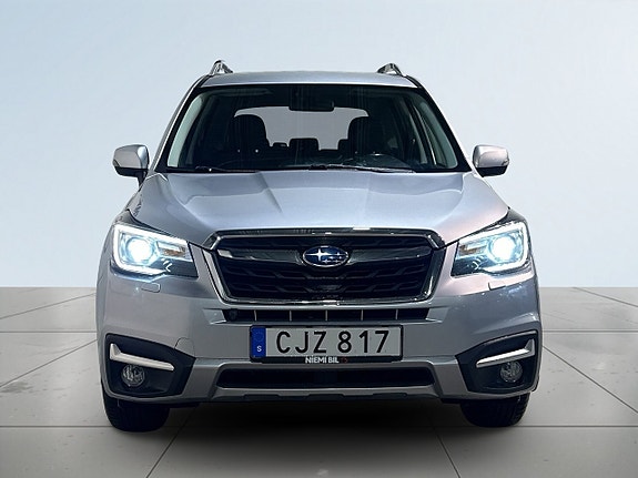 Subaru Forester 2 of 24