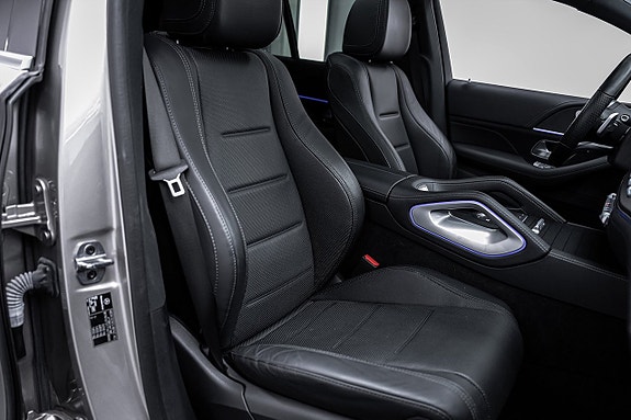 Mercedes-Benz GLE350 d 27 of 27