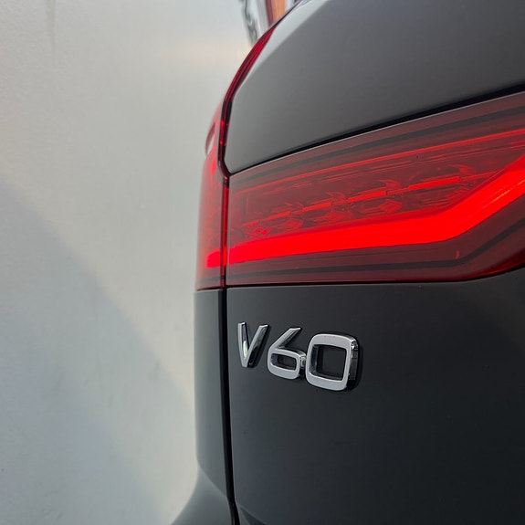 Volvo V60 7 of 13
