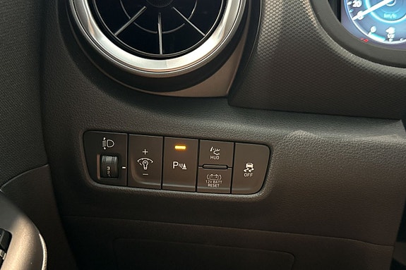 Hyundai Kona 23 of 26
