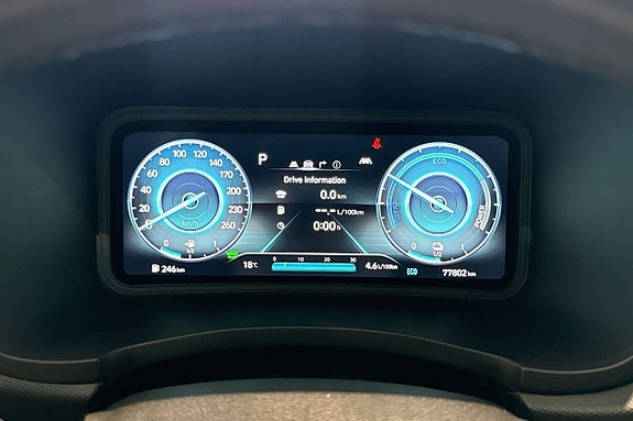 Hyundai Kona 15 of 26