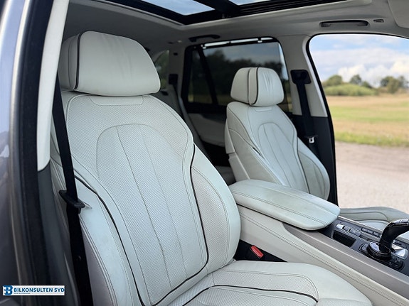 BMW X5 8 of 26
