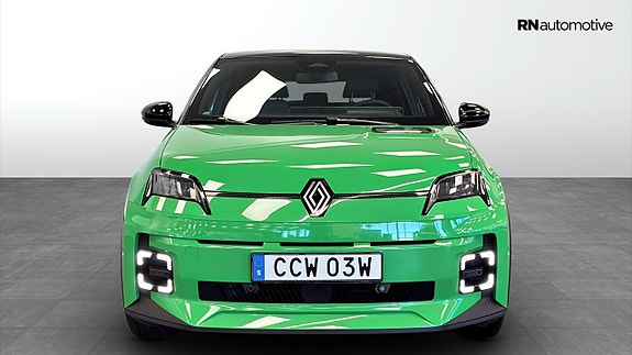 Renault 5 E-Tech 8 of 11
