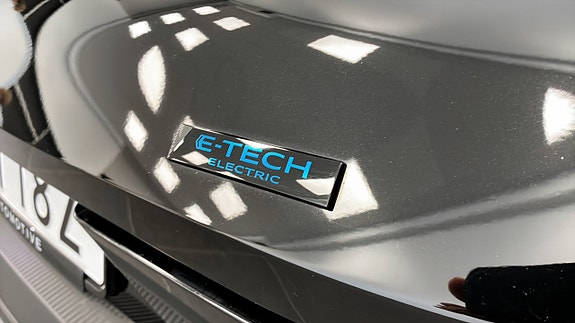 Renault Scenic E-Tech 23 of 25