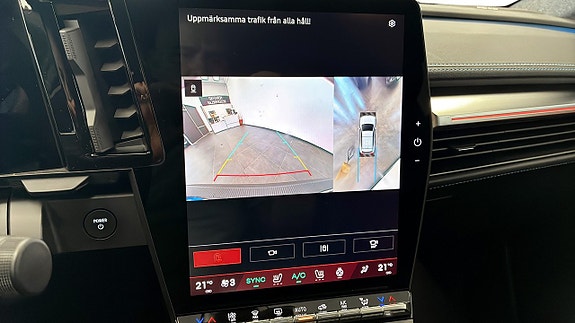 Renault Scenic E-Tech 17 of 25
