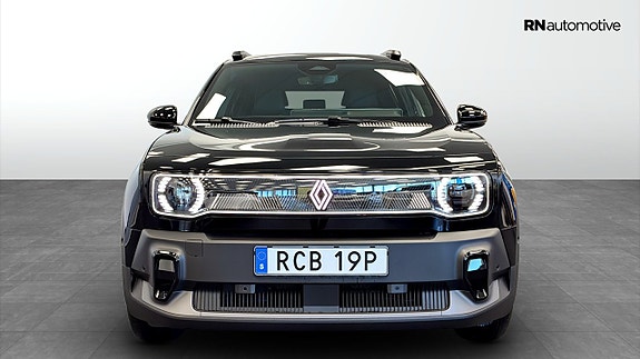 Renault 4 E-Tech 7 of 22