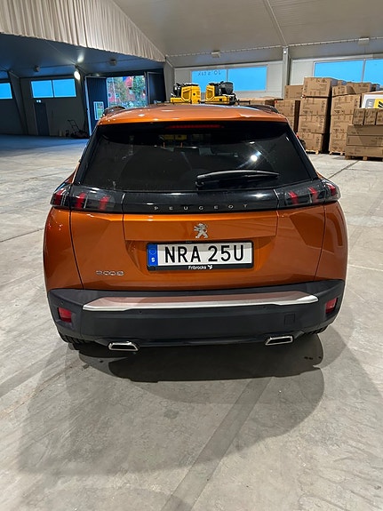 Peugeot 2008 3 of 8