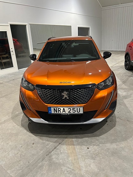 Peugeot 2008 4 of 8