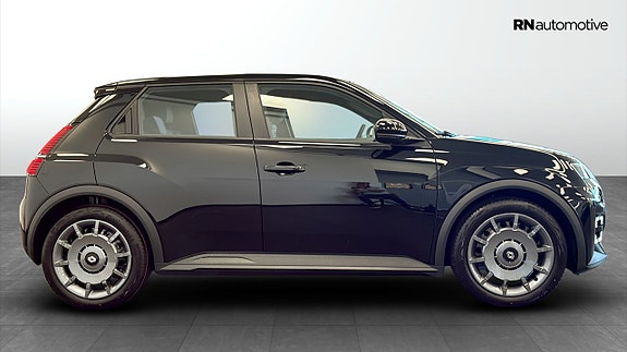 Renault 5 6 of 12