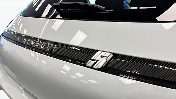 Renault 5 E-Tech 12 of 12