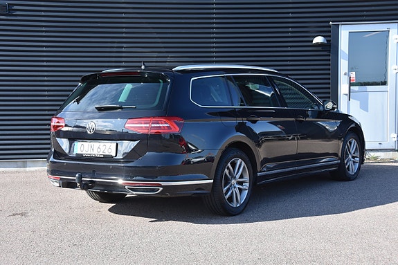 Volkswagen Passat 7 of 20