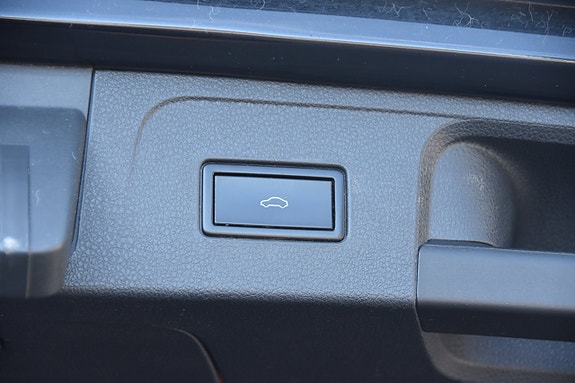 Volkswagen Passat 9 of 20