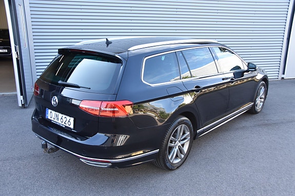 Volkswagen Passat 10 of 20