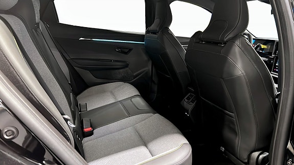 Renault Scenic E-Tech 8 of 16
