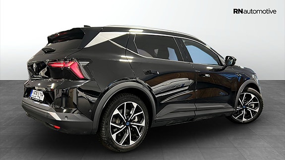 Renault Scenic E-Tech 2 of 16