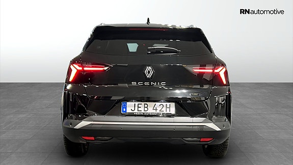 Renault Scenic E-Tech 11 of 16