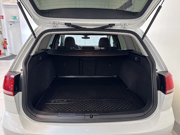 Volkswagen Golf I 14 of 19