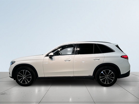 Mercedes-Benz GLC200 4 of 22