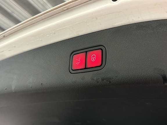 Mercedes-Benz GLC200 19 of 22