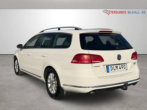 Volkswagen Passat 7 of 11