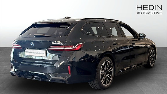 BMW 530e 2 of 9
