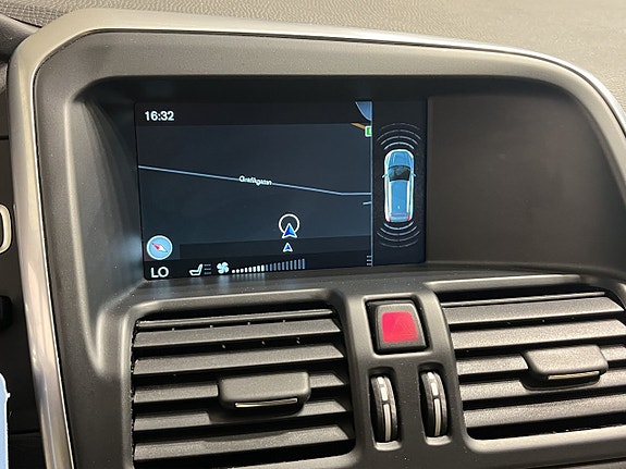 Volvo XC60 21 of 22
