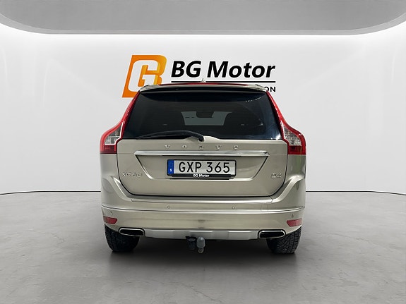 Volvo XC60 5 of 22