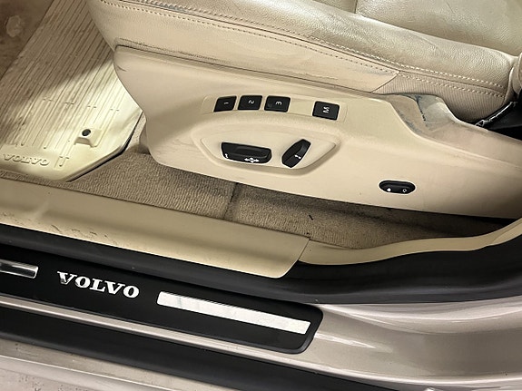 Volvo XC60 22 of 22