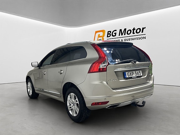 Volvo XC60 6 of 22