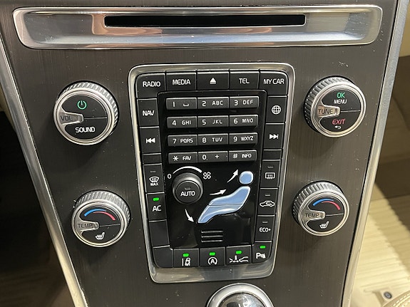 Volvo XC60 20 of 22