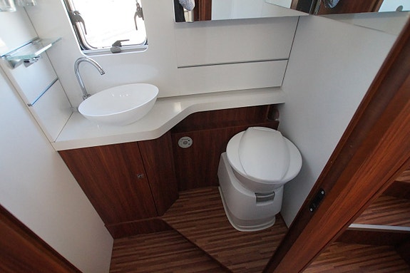 Adria SONIC SUPREME I 810 12 of 19