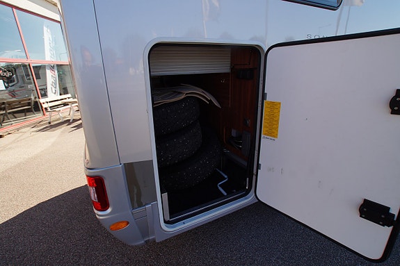 Adria SONIC SUPREME I 810 6 of 19