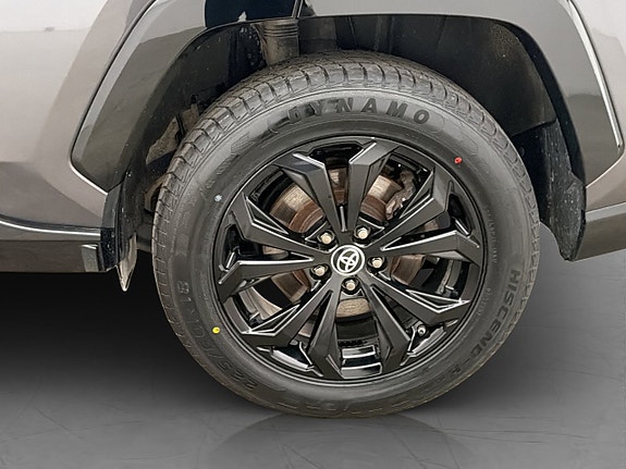 Toyota RAV4 22 of 24