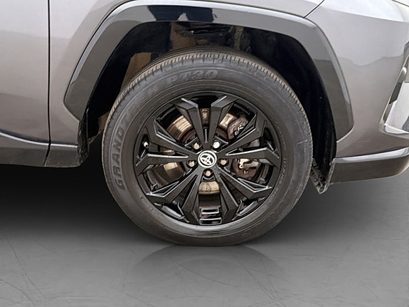 Toyota RAV4 24 of 24