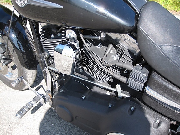 Harley-Davidson Fat Bob 2 of 8
