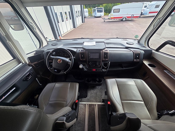 Frankia 840 QD F-LINE 4 of 12