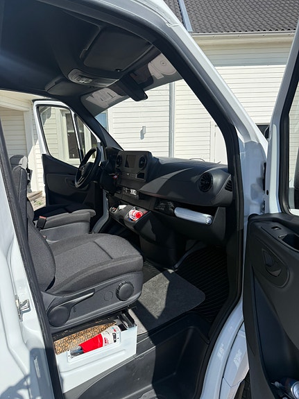 Mercedes-Benz Sprinter 315 12 of 16