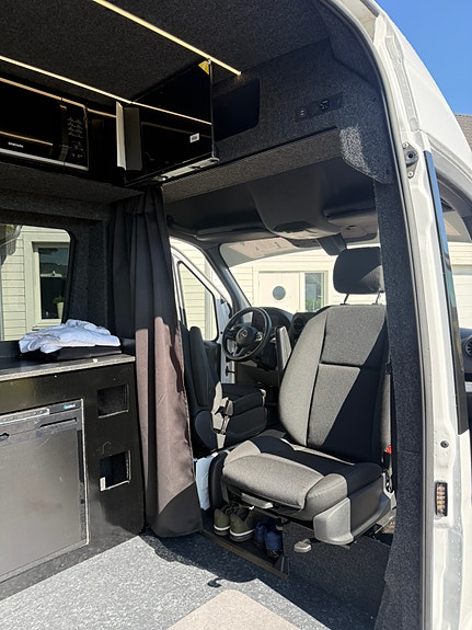 Mercedes-Benz Sprinter 315 8 of 16