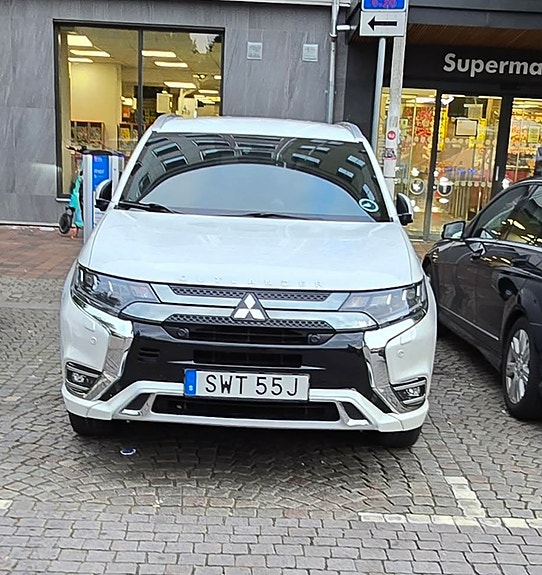 Mitsubishi Outlander 8 of 25