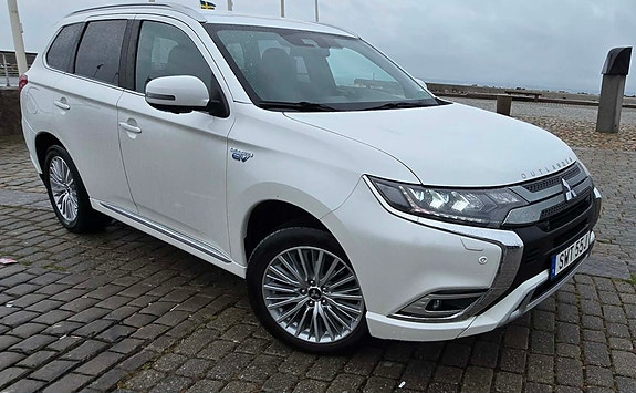 Mitsubishi Outlander 3 of 25