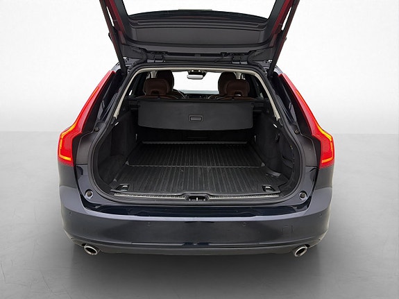 Volvo V90 8 of 30