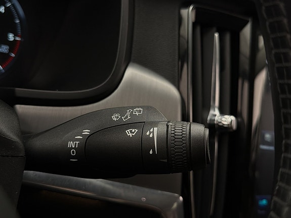 Volvo V90 26 of 30