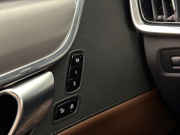Volvo V90 14 of 30