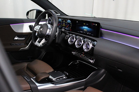 Mercedes-Benz A45 22 of 30