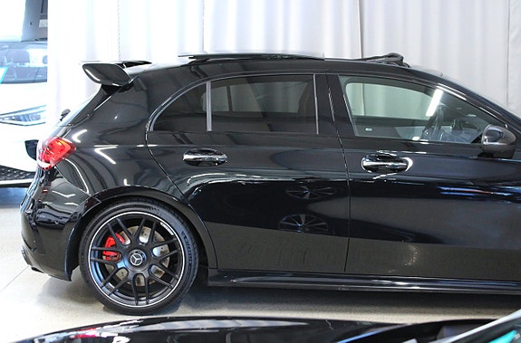 Mercedes-Benz A45 6 of 30