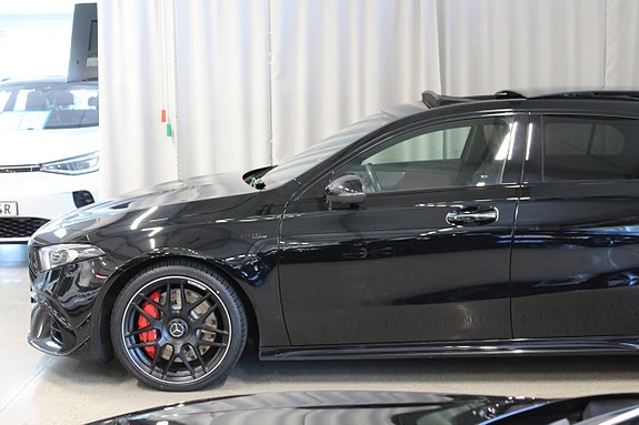 Mercedes-Benz A45 5 of 30