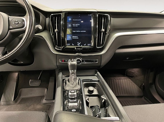 Volvo XC60 11 of 23